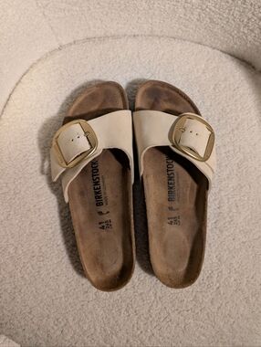 Birkenstock Big Buckle Sandals | Nubuck Suede Cream w Gold Hardware | W 10-10.5